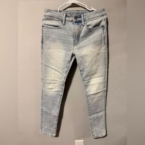 American Eagle Outfitters Light Blue Skinny Jeans